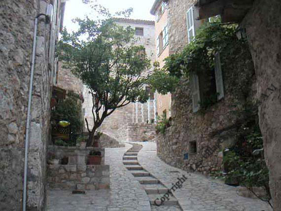 Mont�e du ch�teau