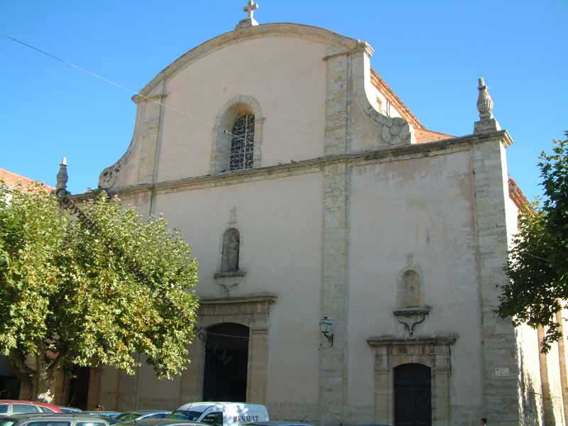 La fa�ade de l'�glise