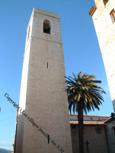 Le campanile de l'�glise