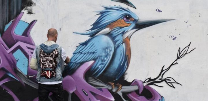 , Guidel. Le graffeur Shino habille la ville fresques monumentales